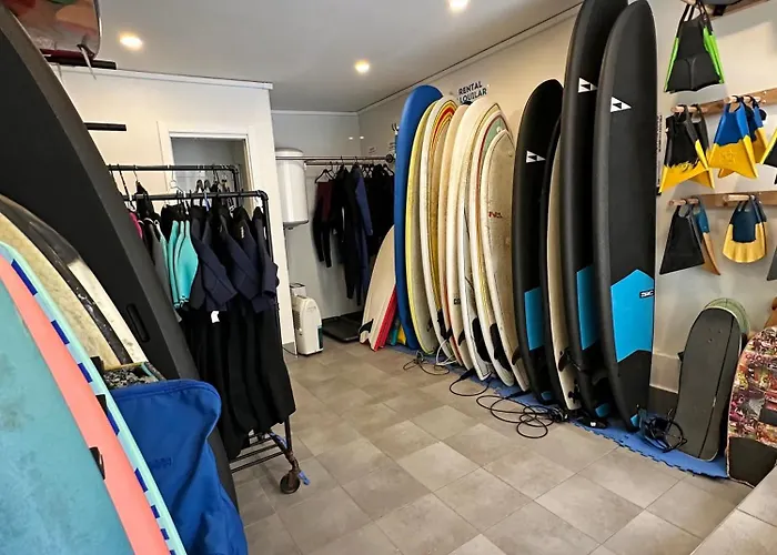 Hostel Surfing Etxea - Surf