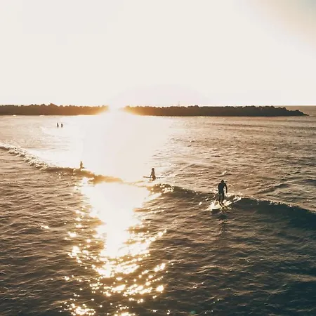 Hostal Surfing Etxea - Surf