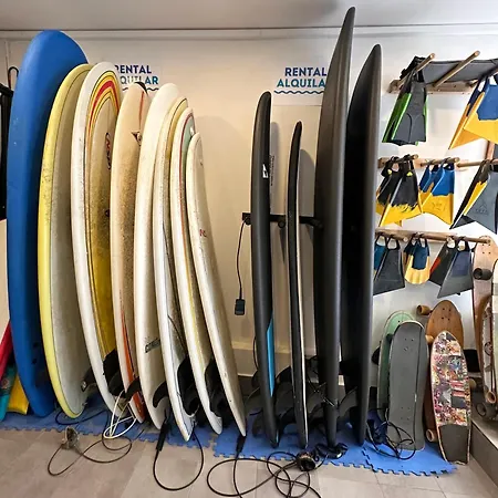 Surfing Etxea - Surf Hostel *