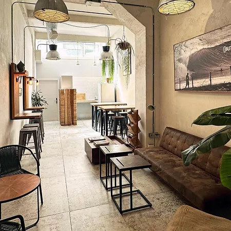 Surfing Etxea - Surf Hostel *