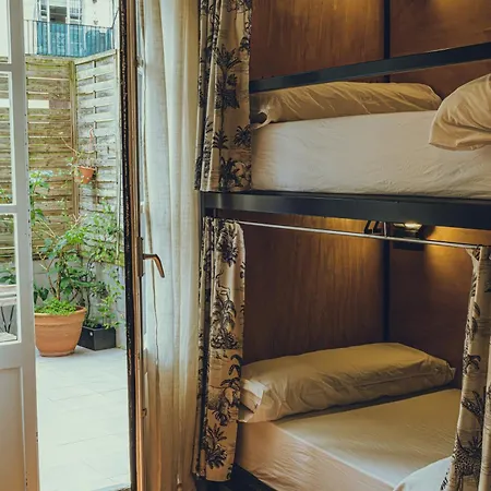 Surfing Etxea - Surf Hostel *