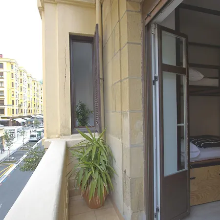 Surfing Etxea - Surf Hostel *