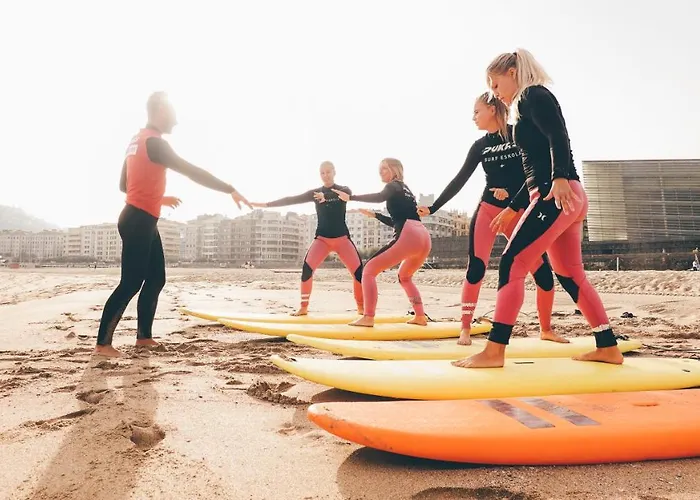 Surfing Etxea - Surf Hostel *