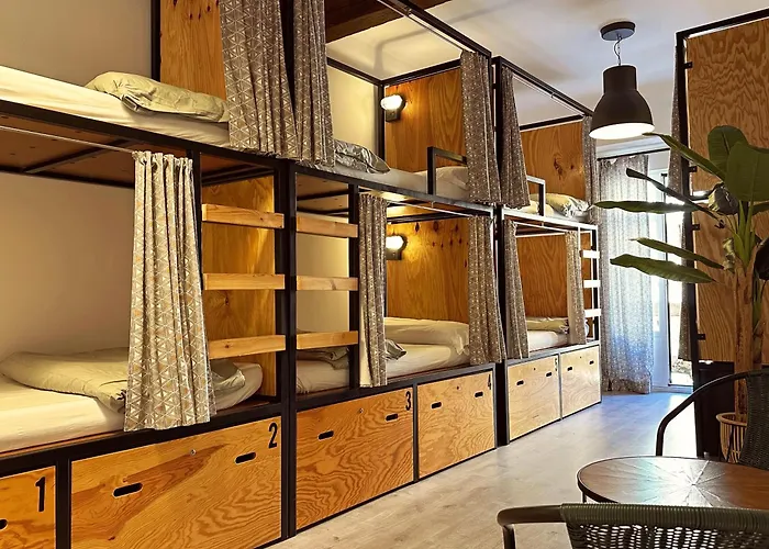 Хостел Surfing Etxea - Surf